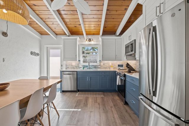 6006 MIDNIGHT PASS ROAD 44, Sarasota, FL 34242