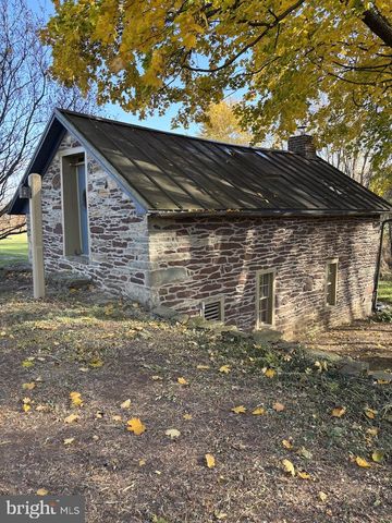 262 ORRTANNA RD, Mc Knightstown, PA 17343