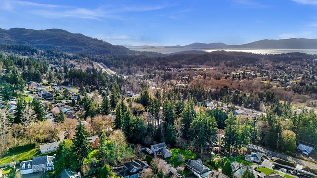 1012 36th Street, Bellingham, WA 98229