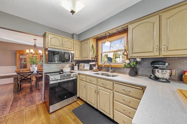 1614 Rondarwal Lane, Faribault, MN 55021