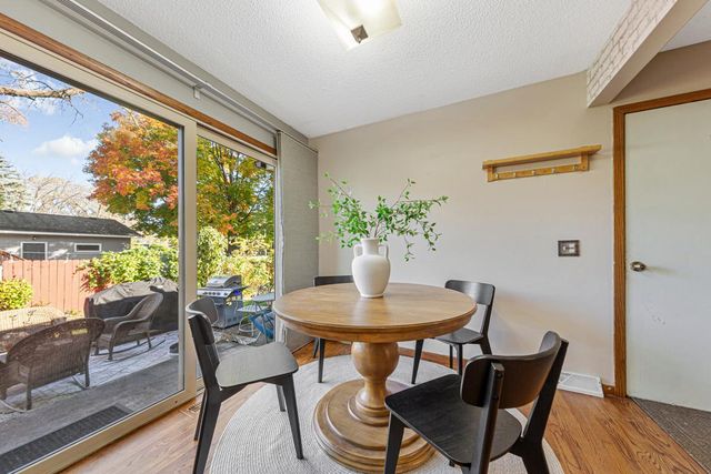 1614 Rondarwal Lane, Faribault, MN 55021