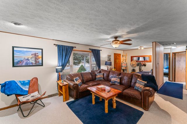 87 Bluff Lane, Shell Knob, MO 65747