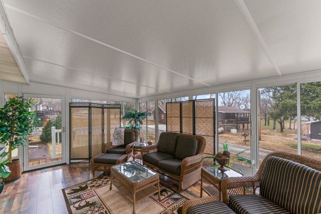 87 Bluff Lane, Shell Knob, MO 65747