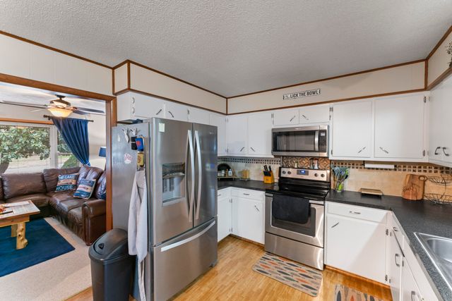 87 Bluff Lane, Shell Knob, MO 65747