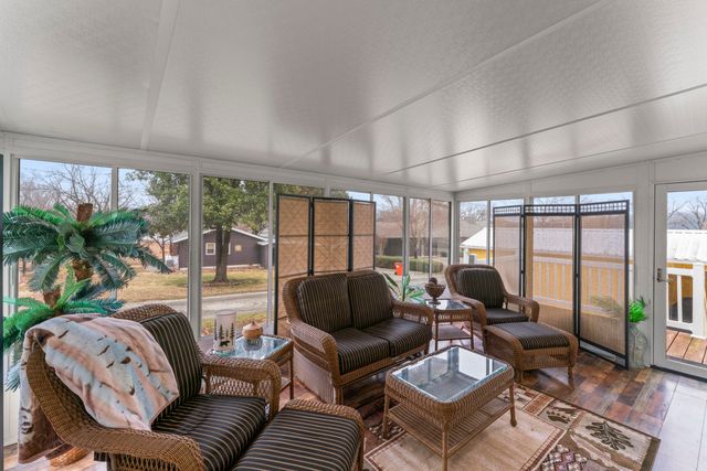 87 Bluff Lane, Shell Knob, MO 65747