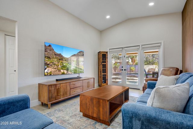 6863 E KELTON Lane, Scottsdale, AZ 85254