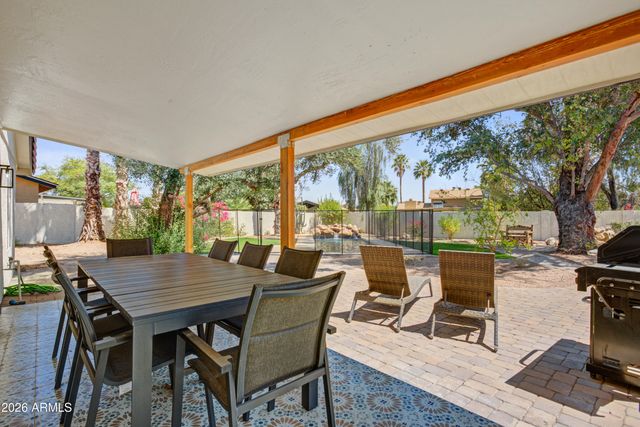 6863 E KELTON Lane, Scottsdale, AZ 85254