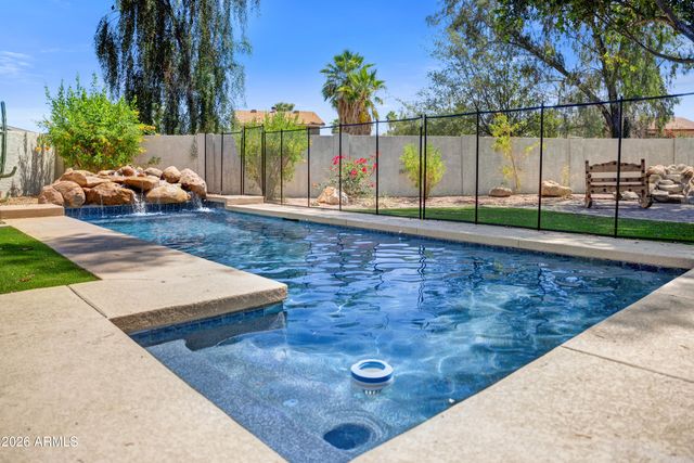 6863 E KELTON Lane, Scottsdale, AZ 85254