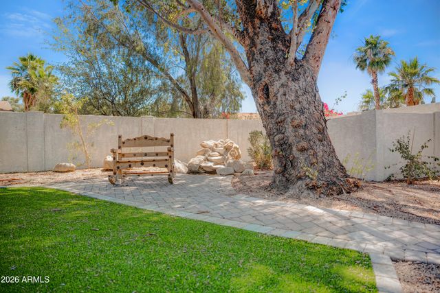 6863 E KELTON Lane, Scottsdale, AZ 85254