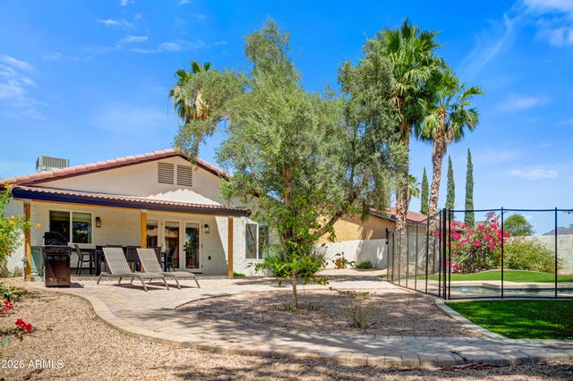 6863 E KELTON Lane, Scottsdale, AZ 85254