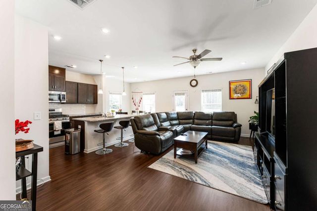 1114 Chastain Drive, Sugar Hill, GA 30518