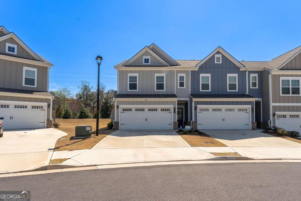 1114 Chastain Drive, Sugar Hill, GA 30518
