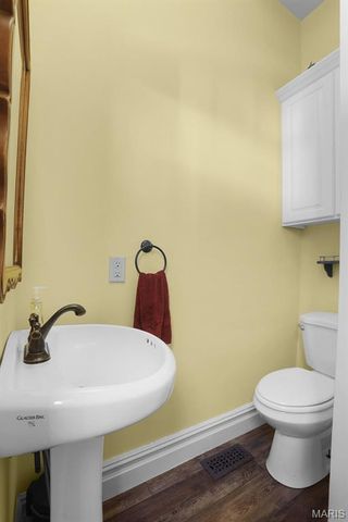 409 W Central Street, Bethalto, IL 62010