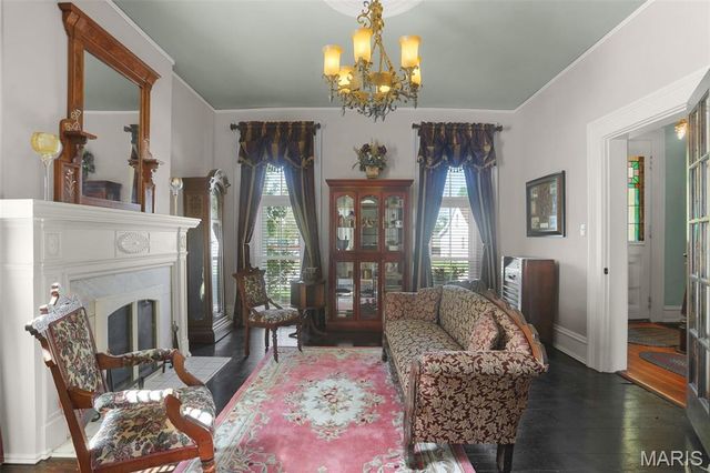 409 W Central Street, Bethalto, IL 62010