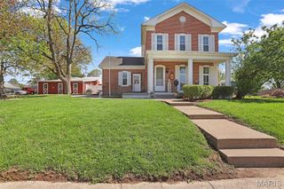 409 W Central Street, Bethalto, IL 62010