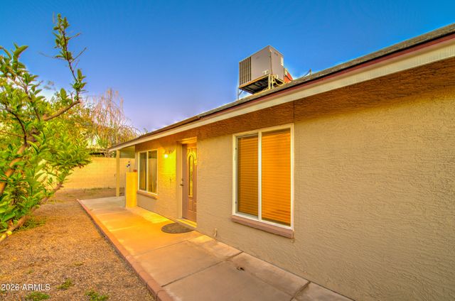 18223 N 19th Street, Phoenix, AZ 85022