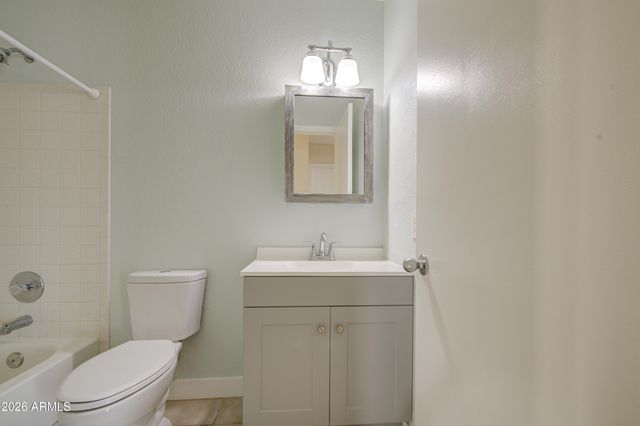 18223 N 19th Street, Phoenix, AZ 85022