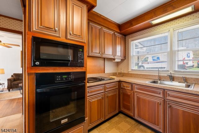 41 Swartswood Rd, Newton Town, NJ 07860