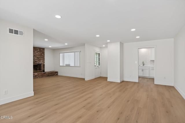 151 W Bay Boulevard, Port Hueneme, CA 93041