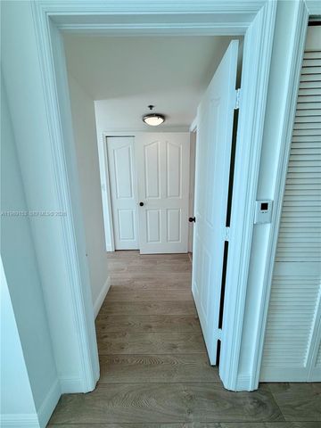 2665 SW 37th Ave 1213, Miami, FL 33133