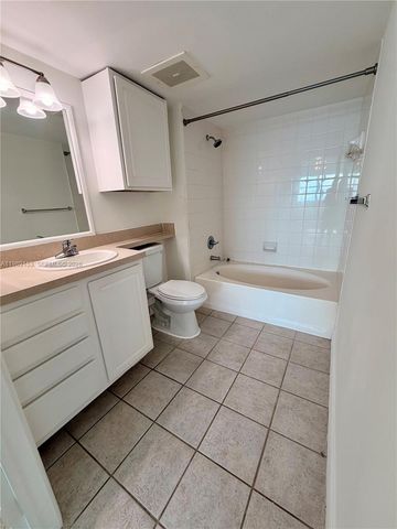 2665 SW 37th Ave 1213, Miami, FL 33133