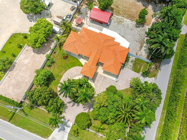 18390 SW 200TH STREET, Miami, FL 33187