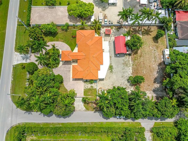 18390 SW 200TH STREET, Miami, FL 33187