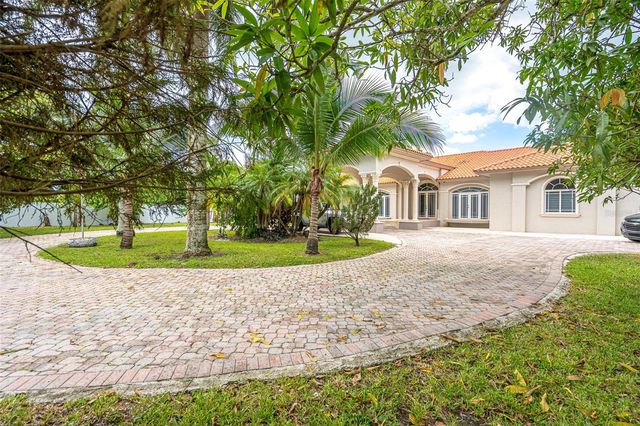 18390 SW 200TH STREET, Miami, FL 33187
