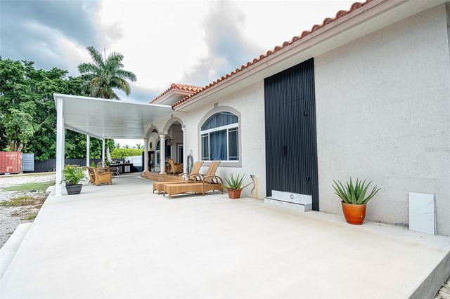 18390 SW 200TH STREET, Miami, FL 33187