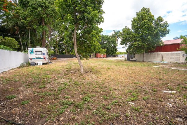 18390 SW 200TH STREET, Miami, FL 33187