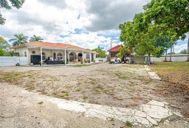 18390 SW 200TH STREET, Miami, FL 33187