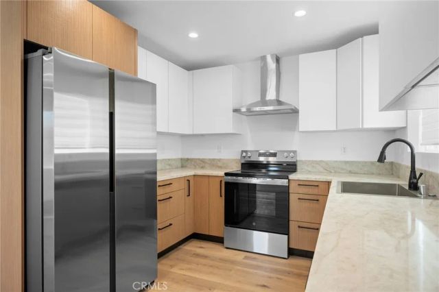 17805 Ludlow Street, Granada Hills, CA 91344