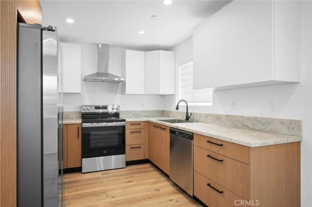 17805 Ludlow Street, Granada Hills, CA 91344