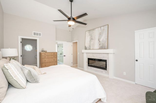 8205 Indian Trail Drive, Madeira, OH 45243