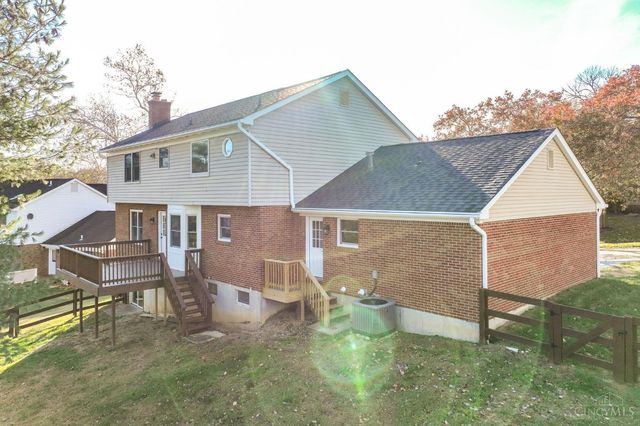 8205 Indian Trail Drive, Madeira, OH 45243