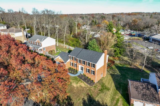 8205 Indian Trail Drive, Madeira, OH 45243