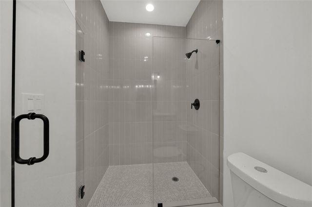 8402 Double Avenue A, Houston, TX 77088