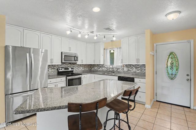 109 S Wright Avenue, Long Beach, MS 39560