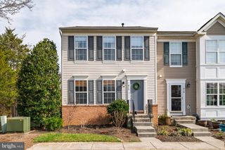 612 FRONTIER FORT LN, Strasburg, VA 22657