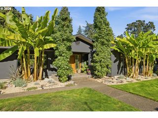 1545 S MARY FAILING Ct, Portland, OR 97219