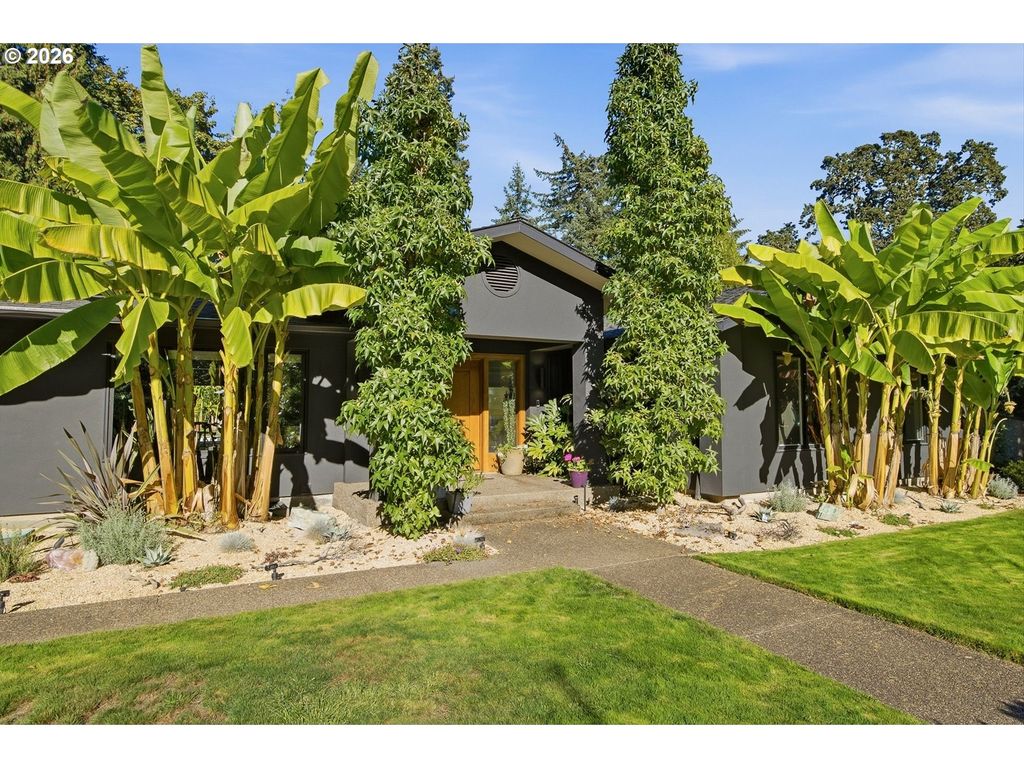 1545 S MARY FAILING Ct, Portland, OR 97219