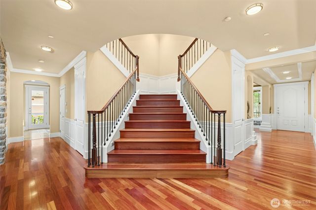 18634 92nd Avenue NE, Bothell, WA 98011