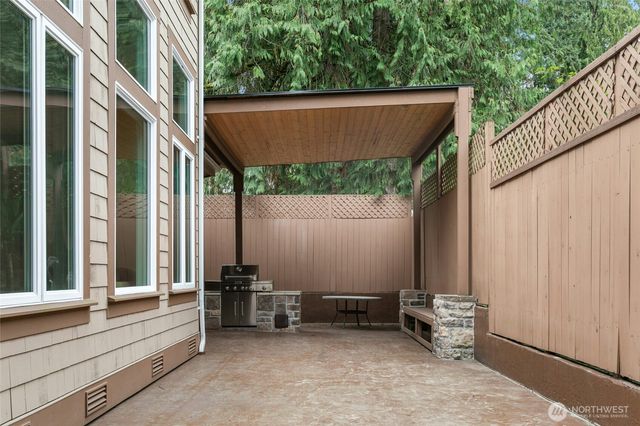 18634 92nd Avenue NE, Bothell, WA 98011
