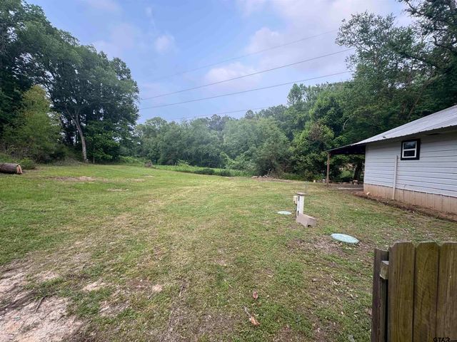 8124 County Road 381, Tyler, TX 75708