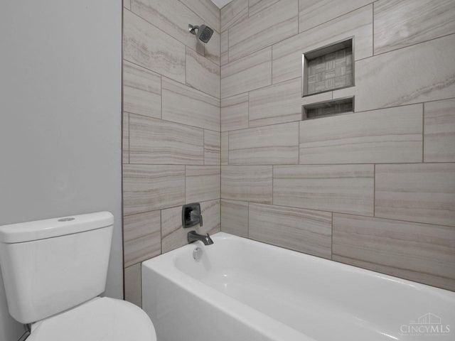5015 Columbia Circle, West Chester, OH 45011
