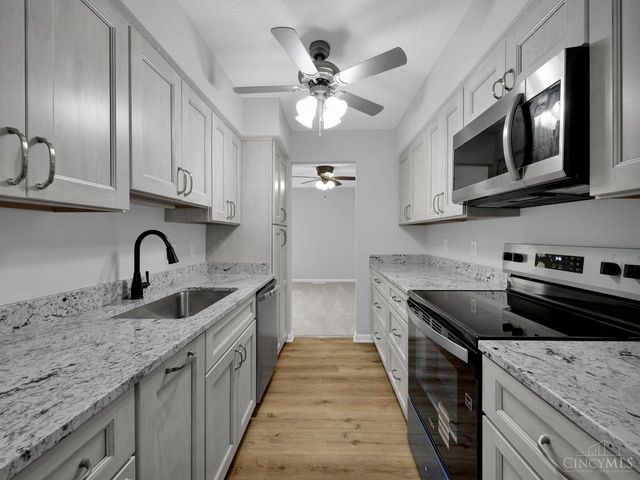 5015 Columbia Circle, West Chester, OH 45011