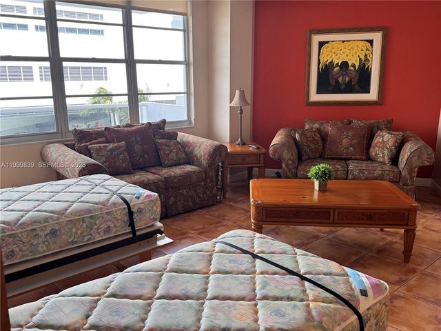 3725 S Ocean Dr 421, Hollywood, FL 33019