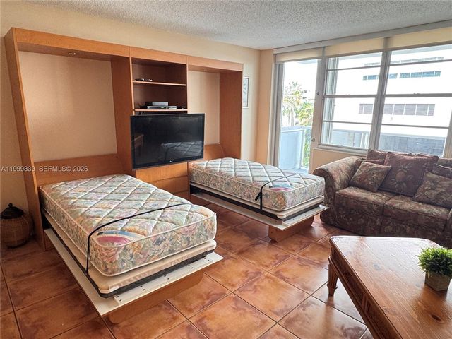 3725 S Ocean Dr 421, Hollywood, FL 33019