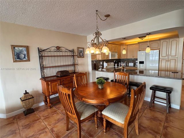 3725 S Ocean Dr 421, Hollywood, FL 33019