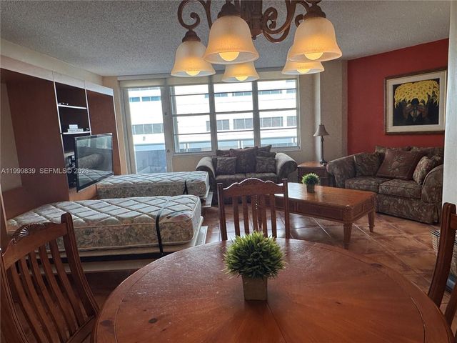 3725 S Ocean Dr 421, Hollywood, FL 33019